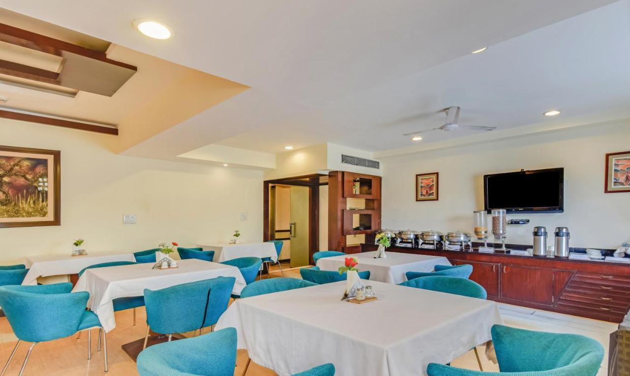 Hotel Treebo Trend Freesia Neu-Delhi Exterior foto